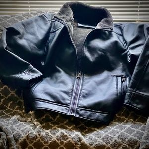 Men’s leather coat with faux fur lining